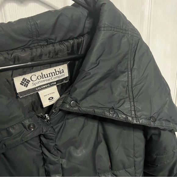 Columbia Black winter jacket - Picture 2 of 3